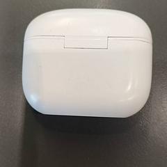 Earpodcase, zoals gemeld door Qbuzz GD Groningen HS met iLost