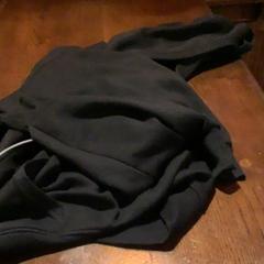 Kamizelka Zwart vest, zgłoszono przez Café Leentje przy użyciu iLost