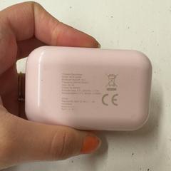 Pouzdro na sluchátka Evora, jak nahlášeno GVB pomocí iLost