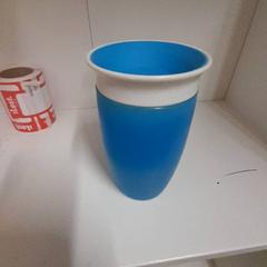 Šálka kávy & Kuchynský riad a potraviny, ako bolo nahlásené IKEA Utrecht pomocou iLost