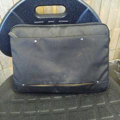 Laptop tas, as reported by Syntus Provincie Utrecht using iLost