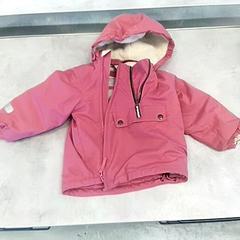 Rosa jacka barn, segundo informou IKEA Malmö usando iLost