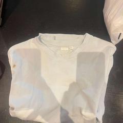 シャツ blauw zara M がiLostで Van der Valk Hotel Amsterdam-Amstel によって報告されました