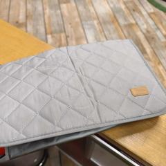 Tapis a langer gris, zgłoszono przez IKEA Caen Fleury-sur-Orne przy użyciu iLost