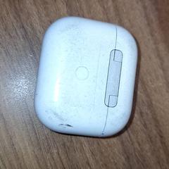 Airpodscase, rapporterat av Qbuzz DMG med iLost