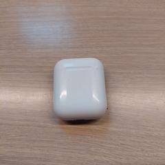 Oortjes doosje wit, iLost를 사용하여 Centraal magazijn에 보고됨