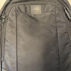 Motxilla, segons ha informat HTM mitjançant iLost