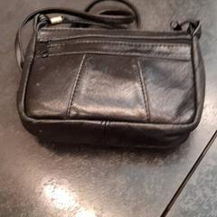 تاسجي Zwart، كما تم الإبلاغ عنه بواسطة Rotterdam The Hague Airport عبر iLost