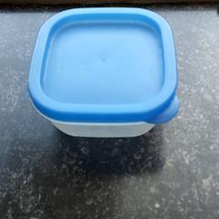 Sukaldeko tresnak eta elikagaiak Potje, gisa salatu by Regio Antwerpen - Brussel iLost erabiliz