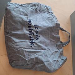 Bolsa, ha sido reportado por IKEA Lyon Grand Parilly con iLost