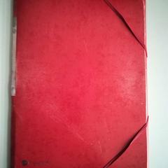 Pochette, a été signalé par Twisto utilisant iLost