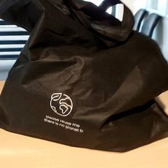 가방 - Beyene, iLost를 사용하여 Centraal magazijn에 보고됨