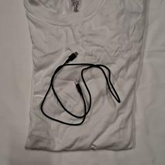 Camiseta de manga corta, ha sido reportado por Grand Hotel Amrâth Amsterdam con iLost