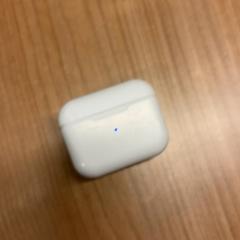 Wireless earphones, as reported by Pathé Spuimarkt using iLost