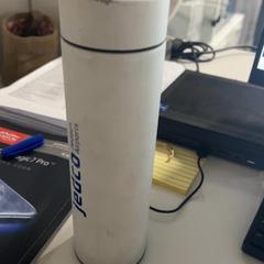 Water bottle, como reportado por Silver Sands Beach utilizando o iLost