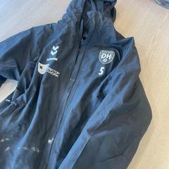 Jakke, som rapportert av Van Heugten Tours ved bruk av iLost