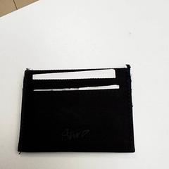 Porte-cartes, a été signalé par ilévia utilisant iLost