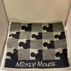 ハンカチ がiLostで IKEA鶴浜 によって報告されました