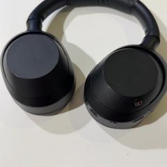Auriculares, segundo informou Pathé de Kuip usando iLost
