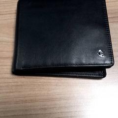 Portfele Korevaart, zgłoszono przez Transdev Hoeksche Waard Goeree Overflakkee przy użyciu iLost