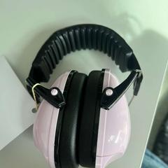 Słuchawki, zgłoszono przez Gebo Tours przy użyciu iLost