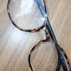 Bicchieri, come riportato da Qbuzz DMG utilizzando iLost