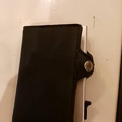 Carteiras & Porta-cartões, como reportado por RRReis IJssel-Vecht utilizando o iLost