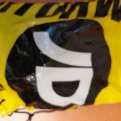 バッグ plastique noir et jaune がiLostで TCL によって報告されました