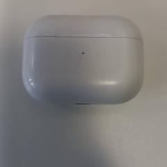 Custodia per airpods, come riportato da Arriva Limburg Zuid utilizzando iLost