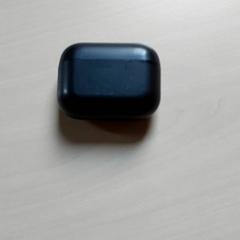 المنتجات الإلكترونية - draadloze oortjes، كما تم الإبلاغ عنه بواسطة Centraal magazijn عبر iLost