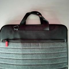 Sac, a été signalé par Twisto utilisant iLost