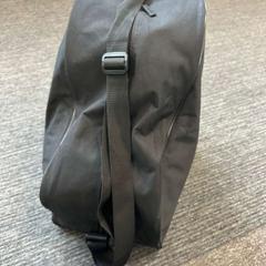 حقائب حمل وحقائب اليد ski schoenen، كما تم الإبلاغ عنه بواسطة Gebo Tours عبر iLost