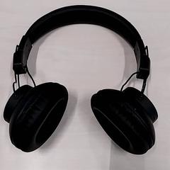 Fejhallgató Zwart, amint azt Arriva Limburg Zuid az iLost segítségével jelentette.