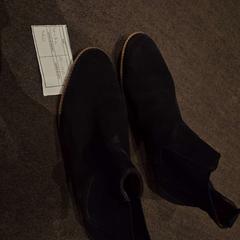 Sabata blue, segons ha informat The Dominican mitjançant iLost