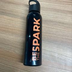 Waterfles black plastic, zoals gemeld door Vrije Universiteit Brussel (VUB) met iLost