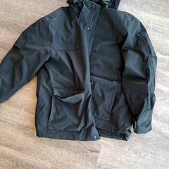 Jacket, as reported by Connexxion Amstelveen using iLost