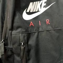 Sac, a été signalé par allGo Almere utilisant iLost