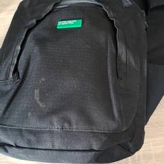 Sac à dos rugras, a été signalé par EBS Spijkenisse utilisant iLost