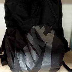 Bag, as reported by Qbuzz GD Groningen Peizerweg using iLost