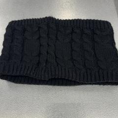 Xal Zwart gebreid, segundo informou IKEA Eindhoven usando iLost