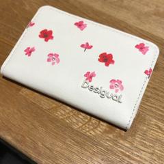 Lommebok, som rapportert av Designer Outlet Roermond ved bruk av iLost