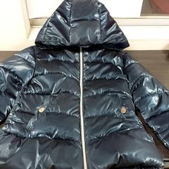 Kleding - Jas, a été signalé par Centraal magazijn utilisant iLost