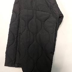 Kleding - Jas Zwart، كما تم الإبلاغ عنه بواسطة Centraal magazijn عبر iLost