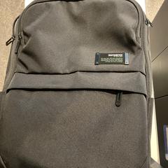 Rugzak op naam van Xu Jun uit China، كما تم الإبلاغ عنه بواسطة Gemeente Amsterdam عبر iLost