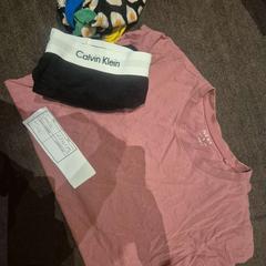 Arropa, gisa salatu by The Dominican iLost erabiliz