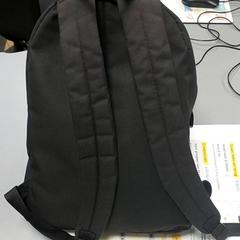 Mochila, segundo informou Regio Limburg - Leuven usando iLost