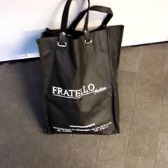 Taška Zwart, jak nahlášeno EBS Tramplein pomocí iLost