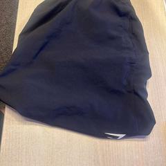 Šortky, jak nahlášeno Hotel Apeldoorn pomocí iLost