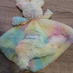 Mazlící hračka, jak nahlášeno EBS Tramplein pomocí iLost