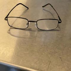 Briller Black, som rapportert av MEININGER Hotel Leipzig Hauptbahnhof ved bruk av iLost